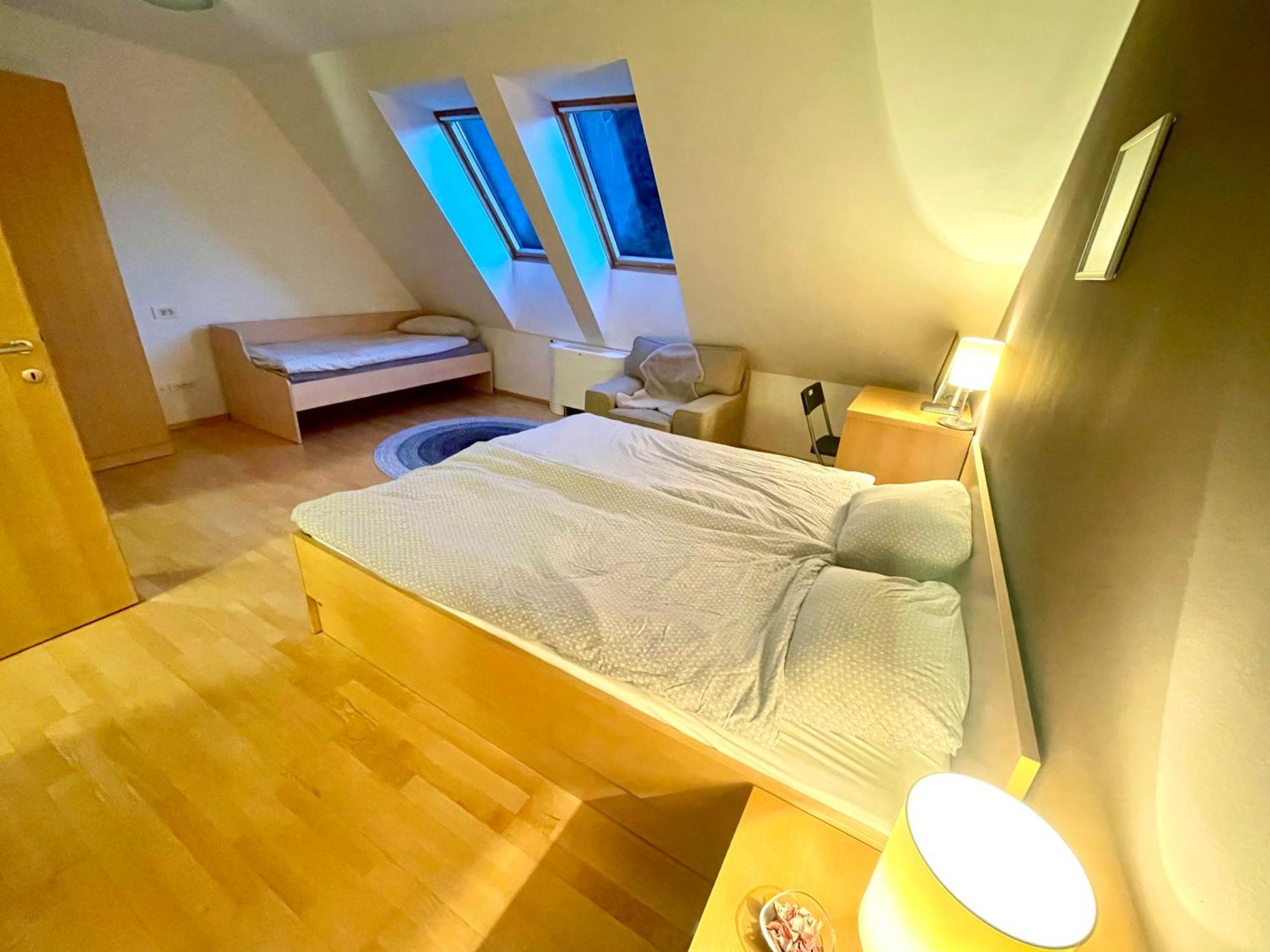 Duplex Delight 18 Vila Mari Pekre Kültér fotó