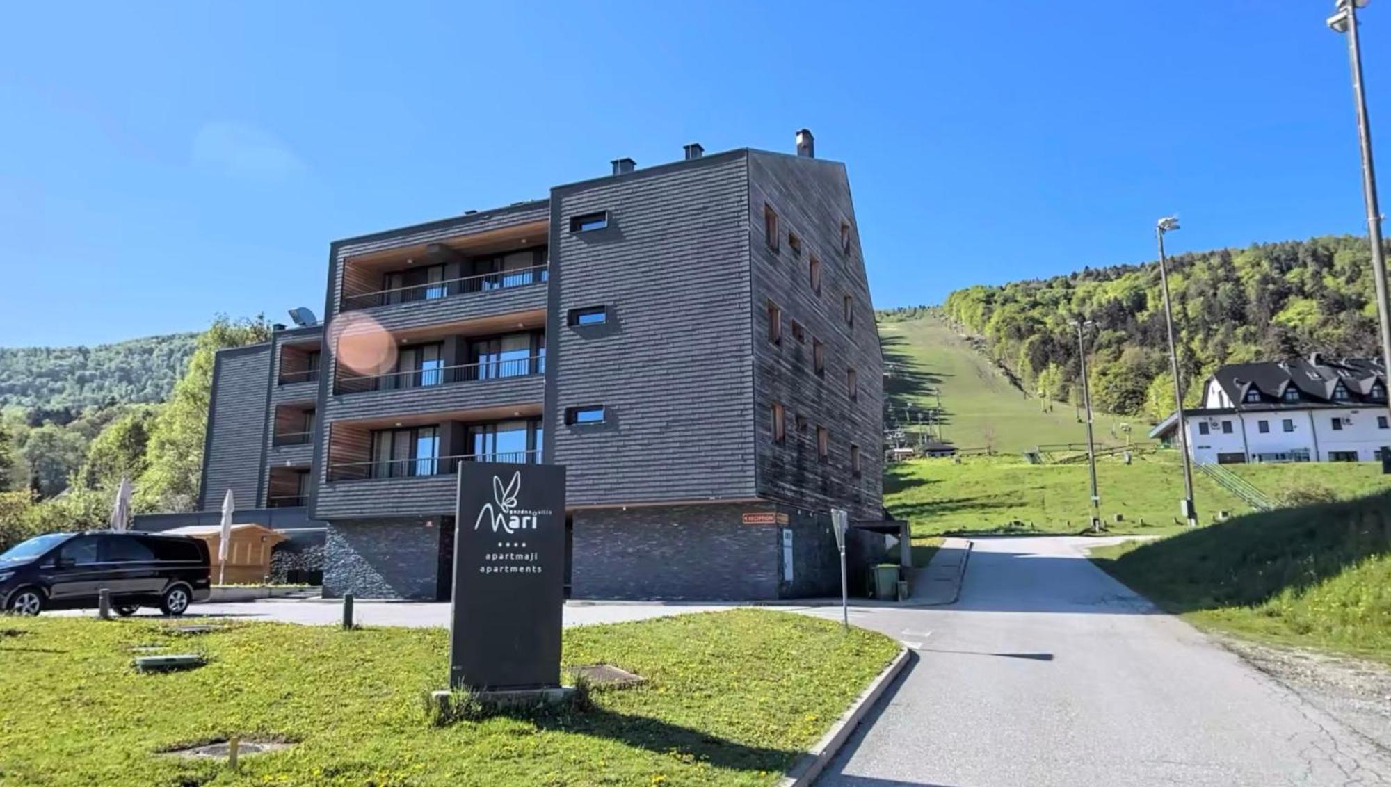 Duplex Delight 18 Vila Mari Pekre Kültér fotó